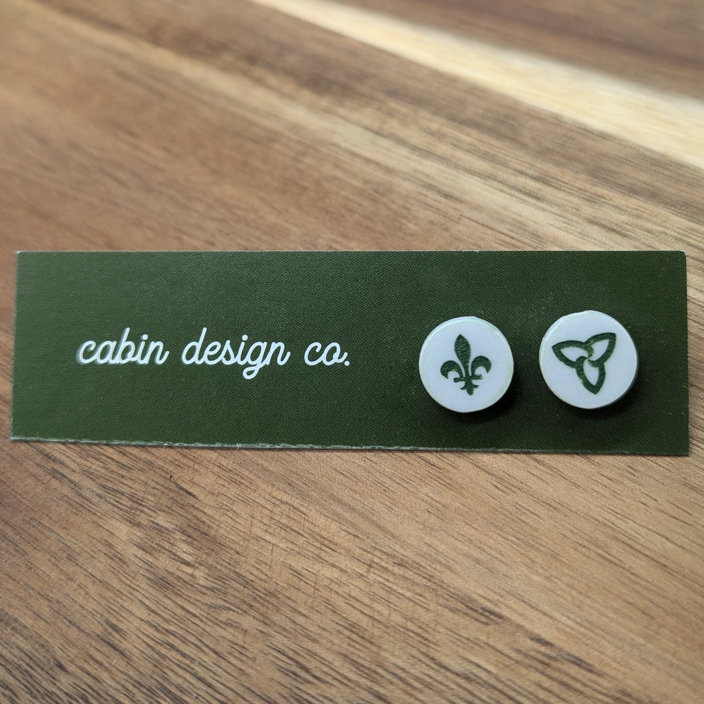 Boucles d'oreilles pour la Journée franco-ontarienne - Earrings for Franco-Ontarian Day - Fleur de Lys & Trillium Design