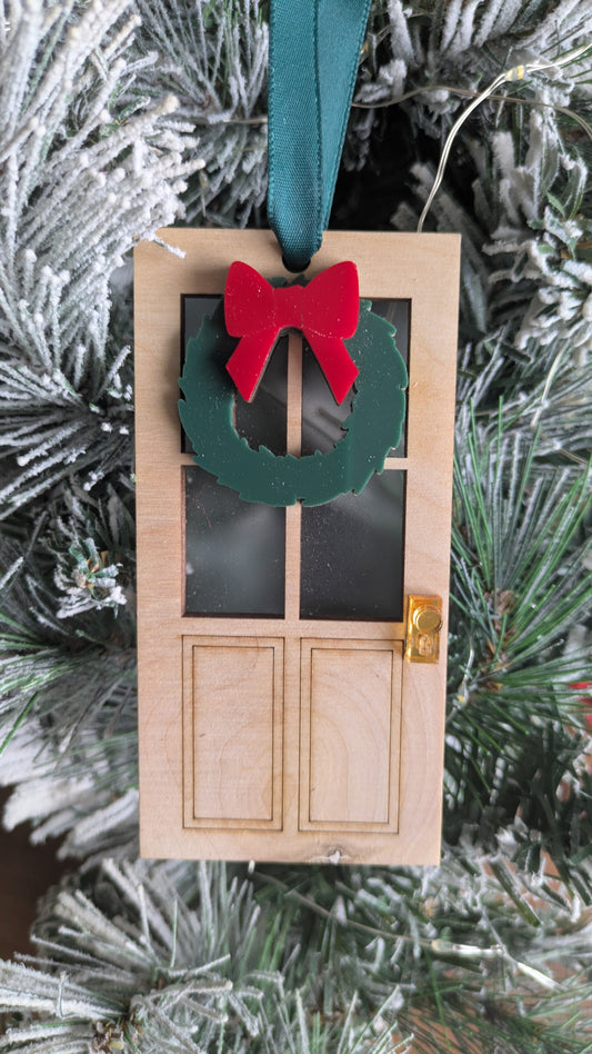 Custom Door Ornament – Wooden & Acrylic Holiday Door Decoration with Window, Doorknob, and Wreath – Christmas Tree Keepsake