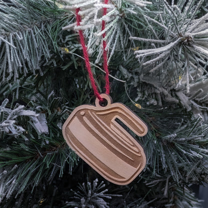 Custom Curling Ornament – Personalized Wooden Curling Stone with Name & Number – Engraved Sports Ornament, Player or Coach Gift