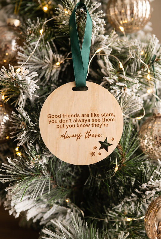 Round wooden ornament Good friends are like stars