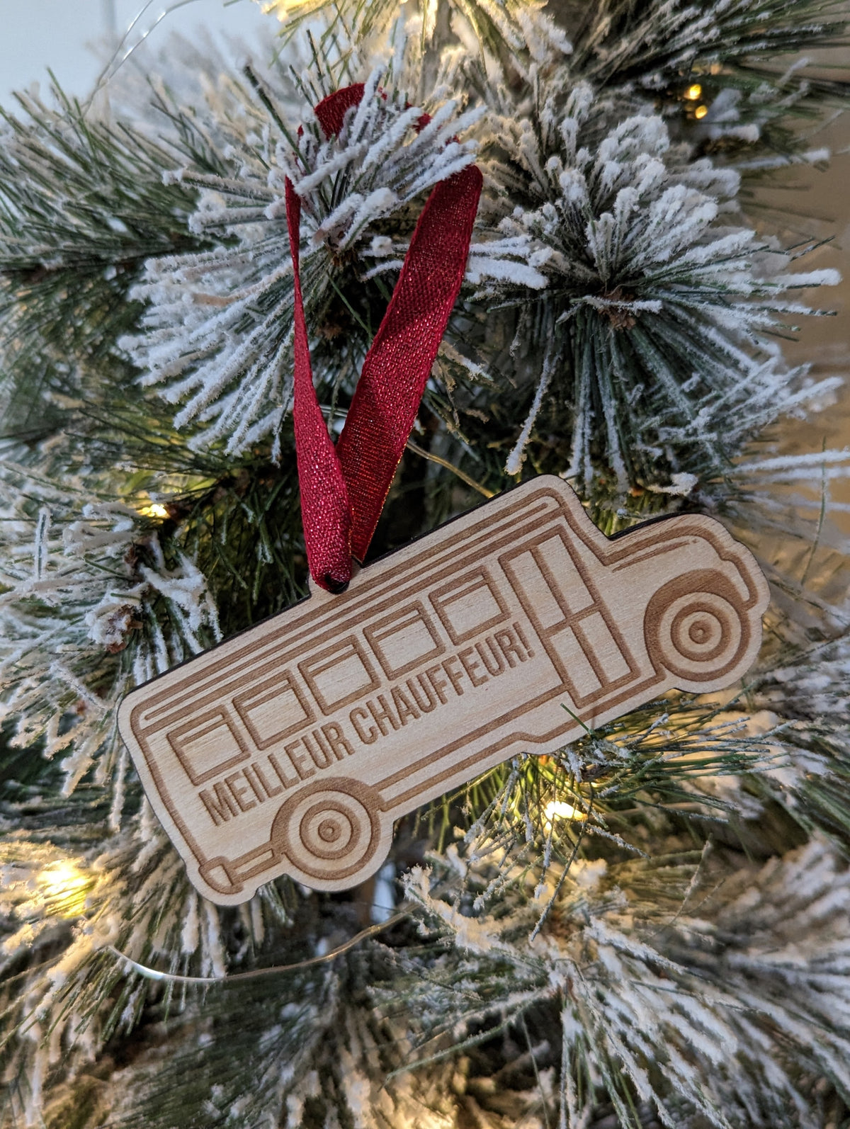 Meilleur Chauffeur Bus Ornament – made by Cabin Design Co. in Cornwall, Ontario